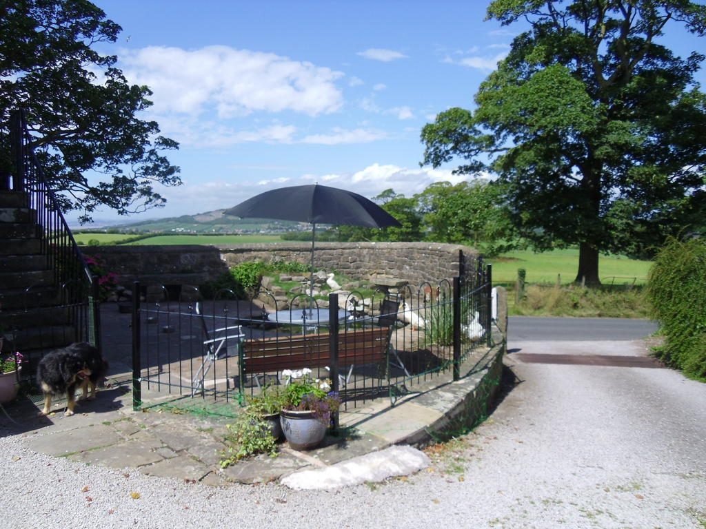 Tithe Barn Bed And Breakfast Carnforth Exterior foto